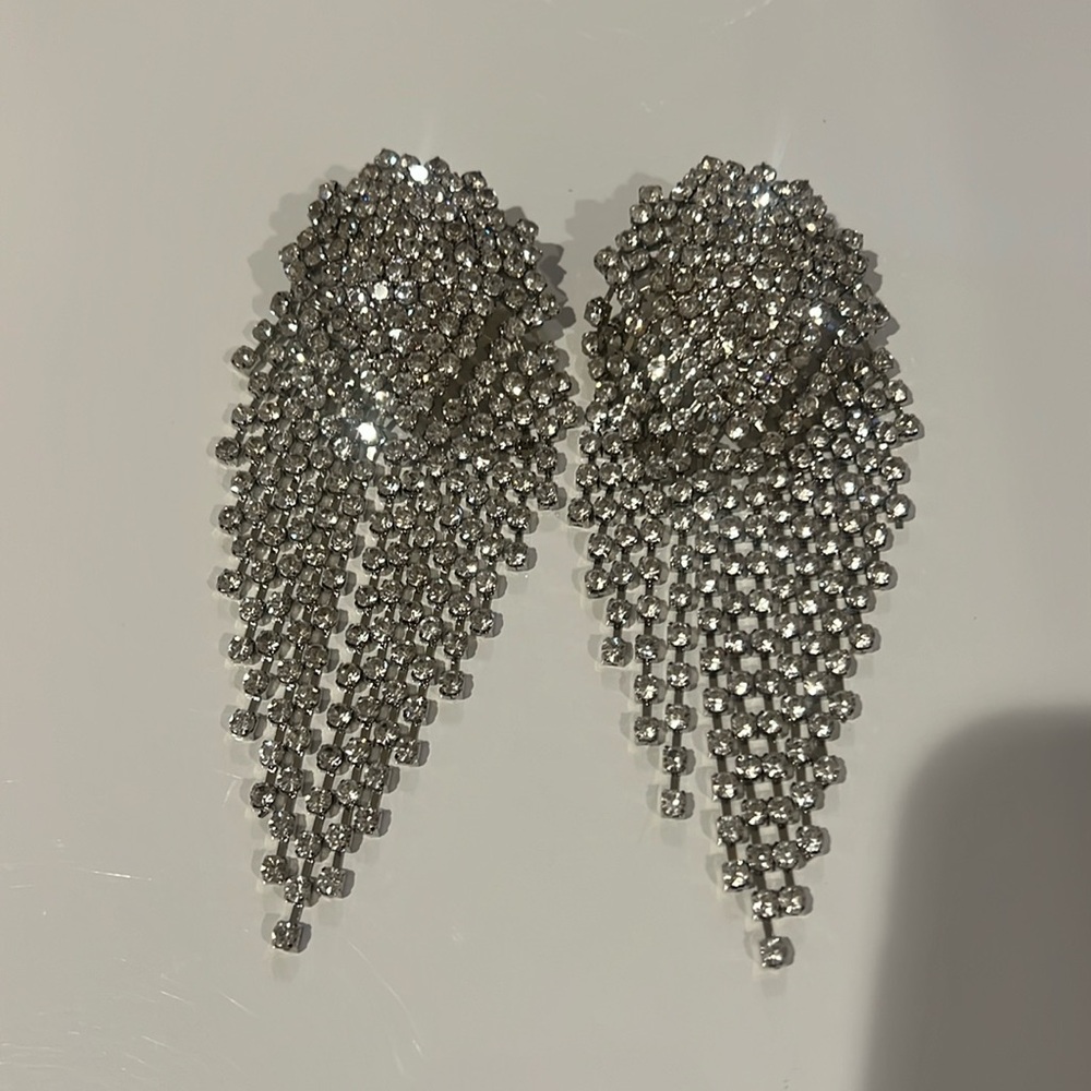 NEW Shashi Royal Queen Rhinestone Tassel Earrings